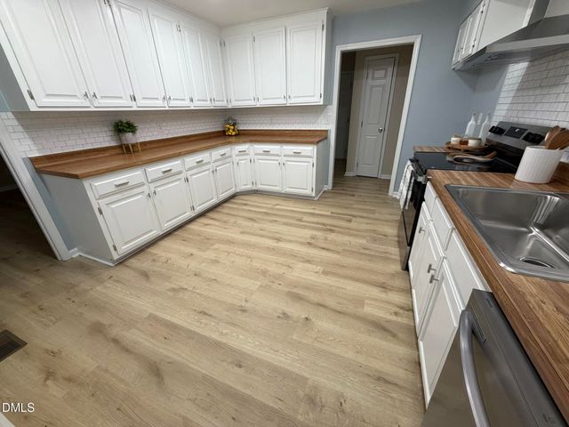 205 SW Maynard Road, Cary, NC 27511