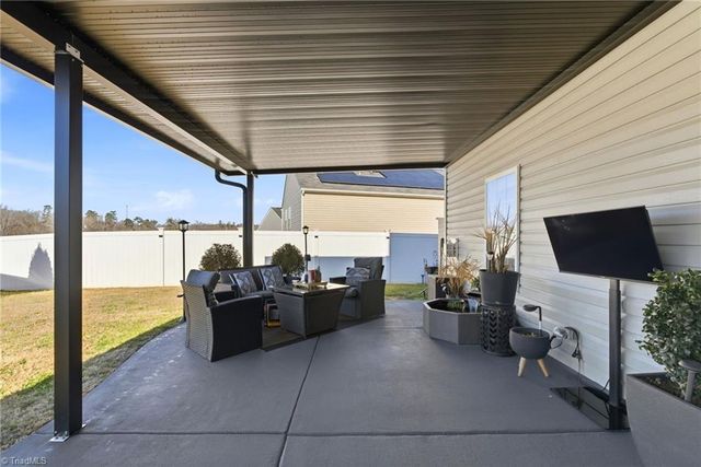 2370 Whisperwood Street, Rural Hall, NC 27045