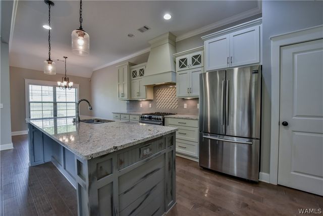 13837 Hemlock, Northport, AL 35475