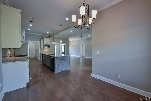 13837 Hemlock, Northport, AL 35475