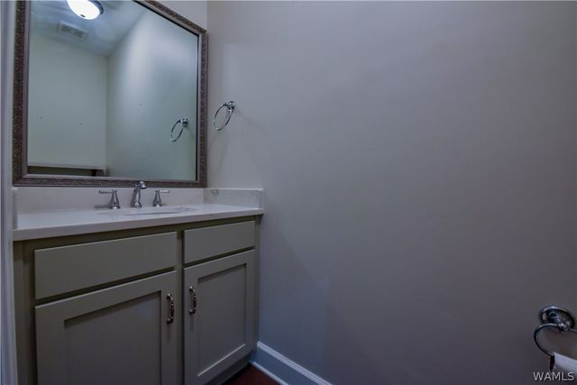 13837 Hemlock, Northport, AL 35475
