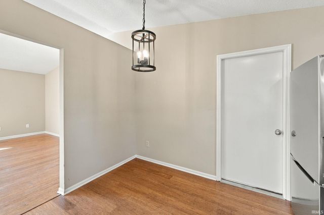 1910 E Dowling Street, Kendallville, IN 46755