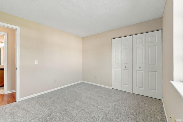 1910 E Dowling Street, Kendallville, IN 46755
