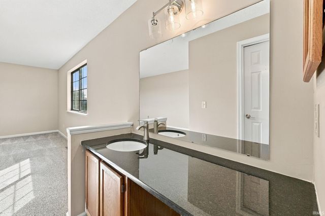 1910 E Dowling Street, Kendallville, IN 46755
