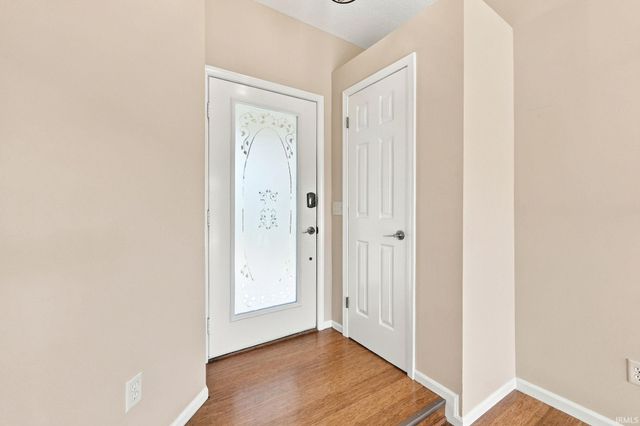1910 E Dowling Street, Kendallville, IN 46755