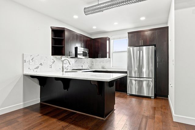 1725 E Socap Walk, Sacramento, CA 95811