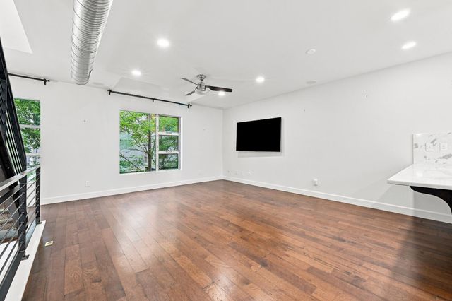 1725 E Socap Walk, Sacramento, CA 95811