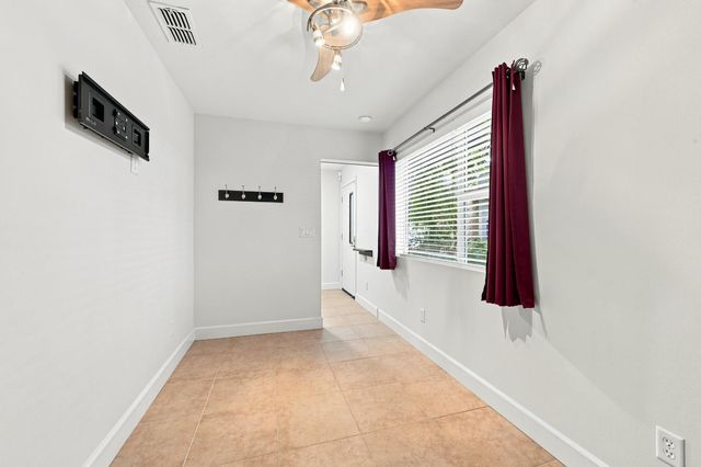 1725 E Socap Walk, Sacramento, CA 95811