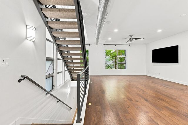 1725 E Socap Walk, Sacramento, CA 95811