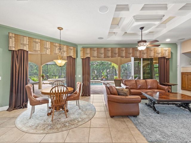 19617 EAGLE CREST DRIVE, Lutz, FL 33549