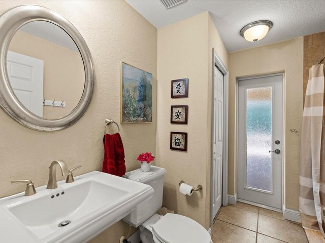 19617 EAGLE CREST DRIVE, Lutz, FL 33549