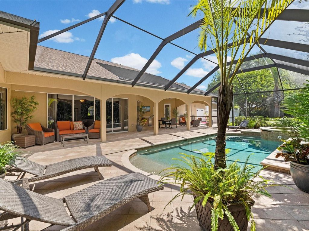 Image 2 of property listing at 19617 EAGLE CREST DRIVE, Lutz, FL 33549