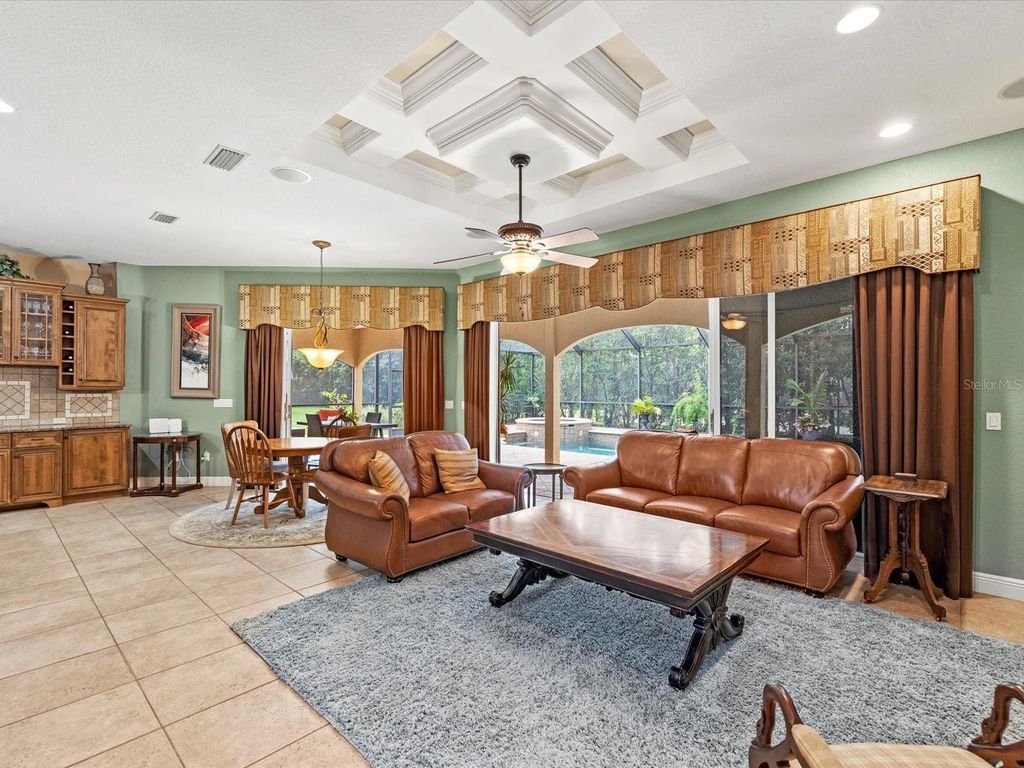 Image 26 of property listing at 19617 EAGLE CREST DRIVE, Lutz, FL 33549