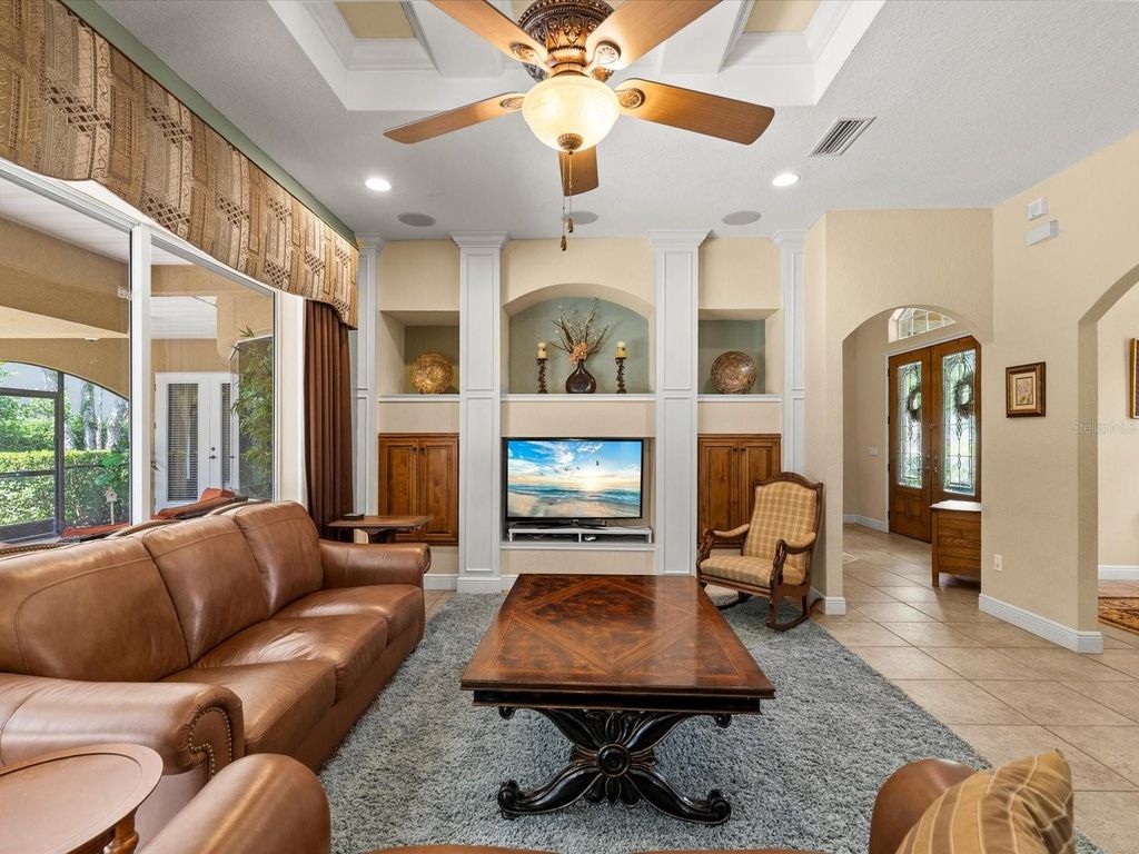 Image 27 of property listing at 19617 EAGLE CREST DRIVE, Lutz, FL 33549