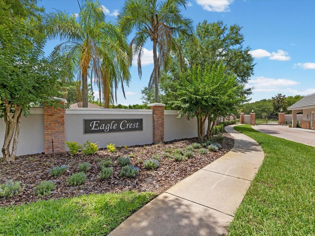 Image 51 of property listing at 19617 EAGLE CREST DRIVE, Lutz, FL 33549
