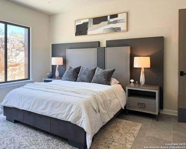 24108 Tres Arroyos, San Antonio, TX 78255