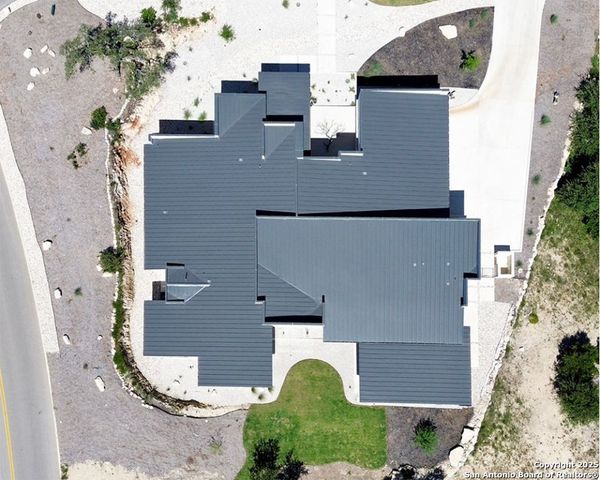 24108 Tres Arroyos, San Antonio, TX 78255