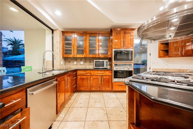 5101 Mountain Foliage Drive, Las Vegas, NV 89148