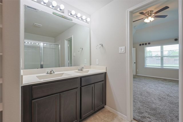 3911 Summerlin Court, Baytown, TX 77521