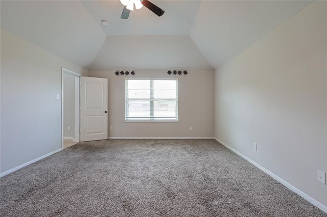 3911 Summerlin Court, Baytown, TX 77521