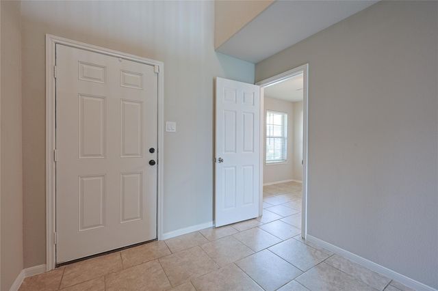 3911 Summerlin Court, Baytown, TX 77521