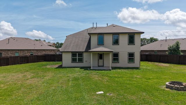 3911 Summerlin Court, Baytown, TX 77521