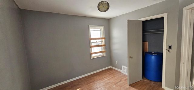 14290 Stansbury Street, Detroit, MI 48227