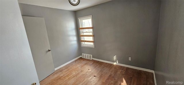 14290 Stansbury Street, Detroit, MI 48227