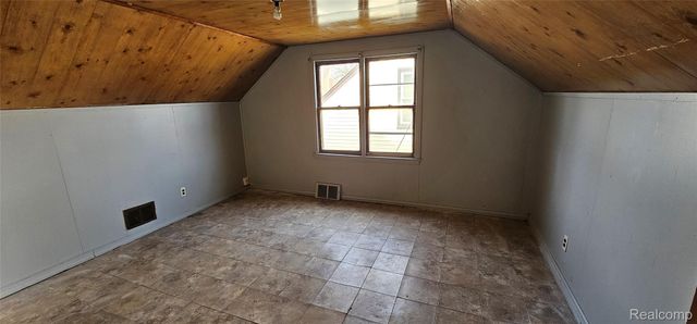 14290 Stansbury Street, Detroit, MI 48227