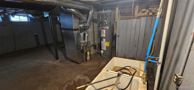 14290 Stansbury Street, Detroit, MI 48227