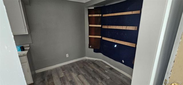 14290 Stansbury Street, Detroit, MI 48227