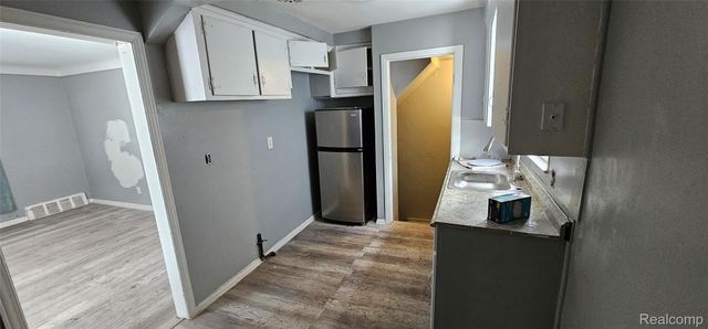 14290 Stansbury Street, Detroit, MI 48227