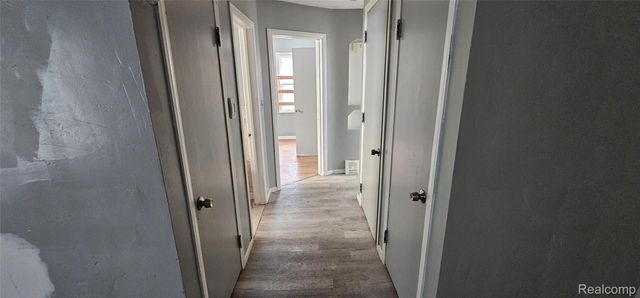 14290 Stansbury Street, Detroit, MI 48227