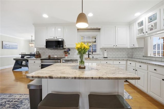 1137 Kingsbury DR, Chesapeake, VA 23322