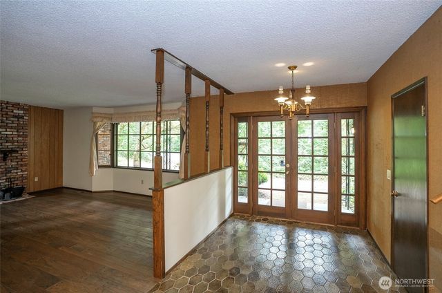 16035 266th Avenue SE, Issaquah, WA 98027