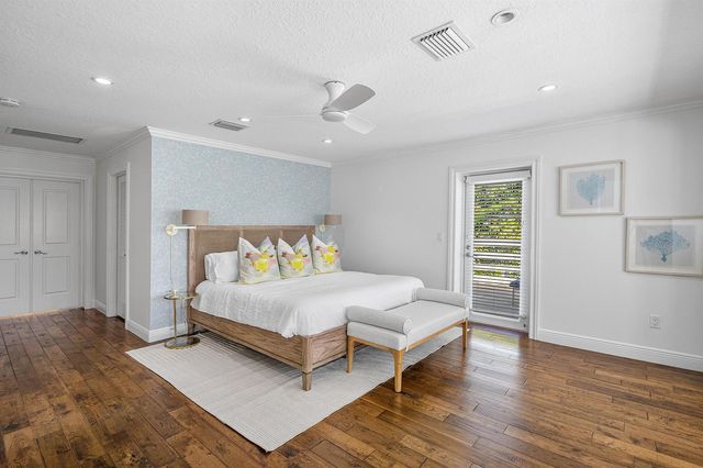 820 Palm Trail, Delray Beach, FL 33483