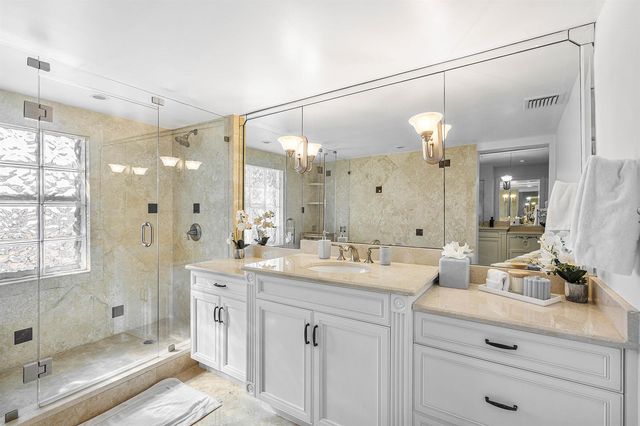 820 Palm Trail, Delray Beach, FL 33483