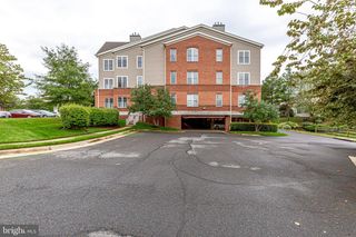 13890 CHELMSFORD DR #313, Gainesville, VA 20155