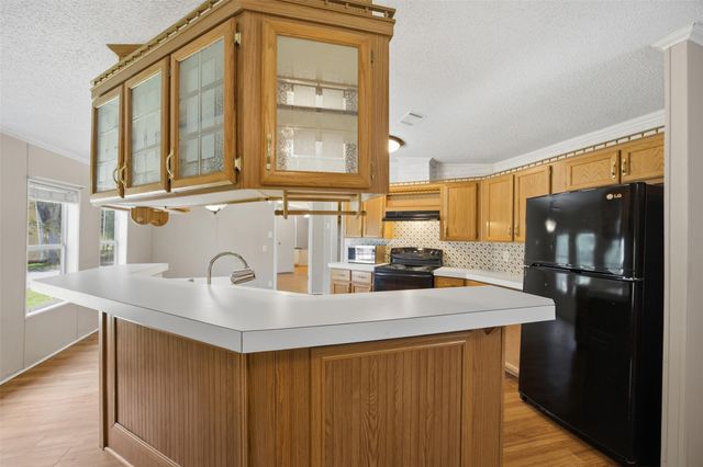 135 Side Saddle DR, Cedar Creek, TX 78612
