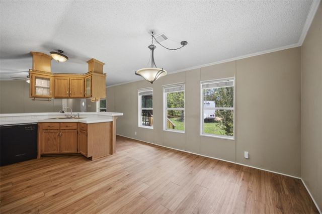 135 Side Saddle DR, Cedar Creek, TX 78612