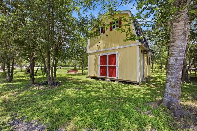 135 Side Saddle DR, Cedar Creek, TX 78612