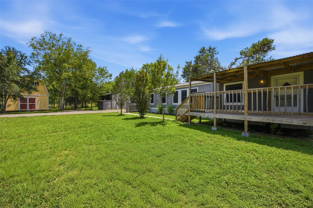 135 Side Saddle DR, Cedar Creek, TX 78612