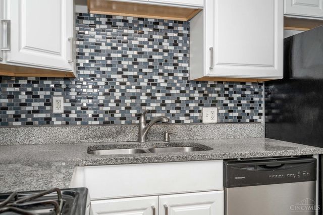 5581 Nightingale Court, Fairfax, OH 45227