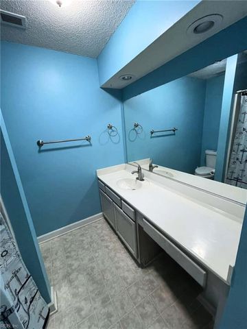 2201 San Marino CT, Virginia Beach, VA 23456