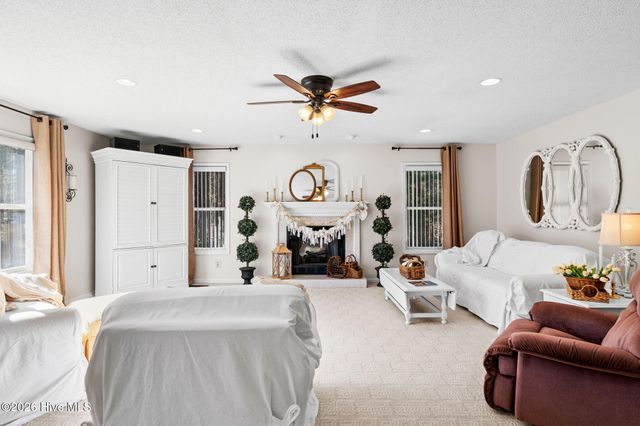 285 Holden Beach Road SW, Shallotte, NC 28470