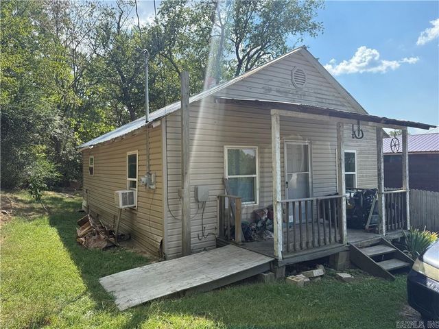117 S Spring Street, Marshall, AR 72650