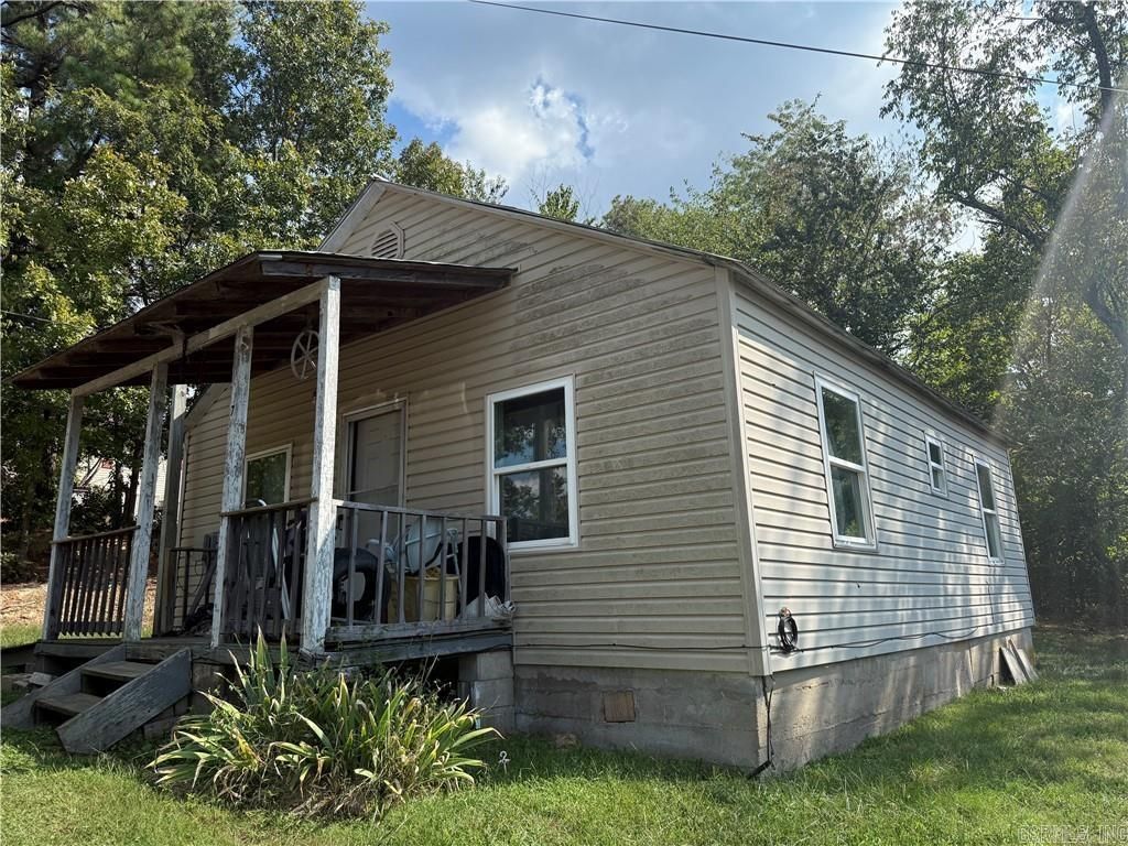 117 S Spring Street, Marshall, AR 72650