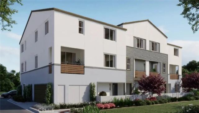 1304 W W Oak Crest Paseo, Ontario, CA 91762