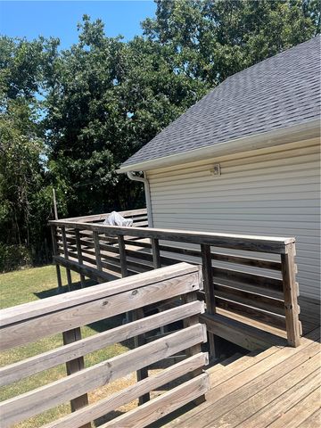 617 Highland Court, Siloam Springs, AR 72761