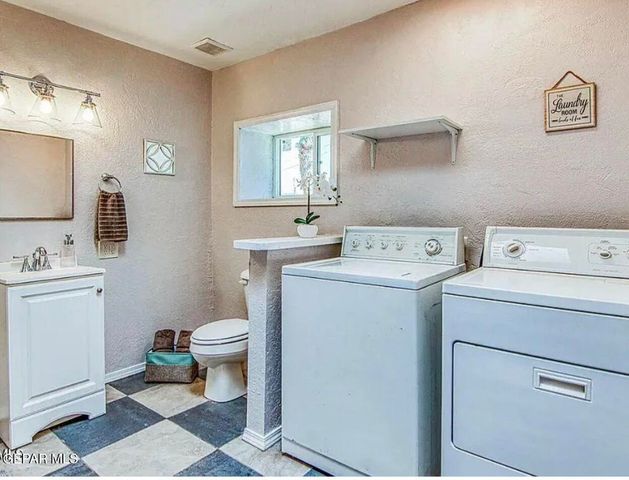 221 HADLOCK Street B, El Paso, TX 79905